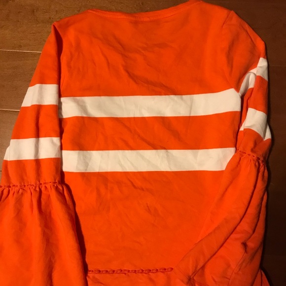 Orange sweater - Picture 2 of 3